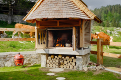 Pinja_zunej-spredej-kamin